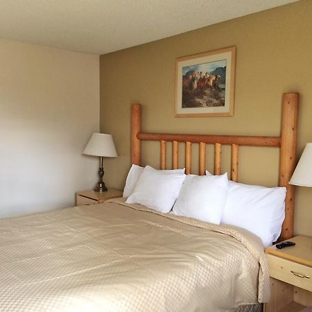 Rodeway Inn & Suites Battle Mountain Extérieur photo