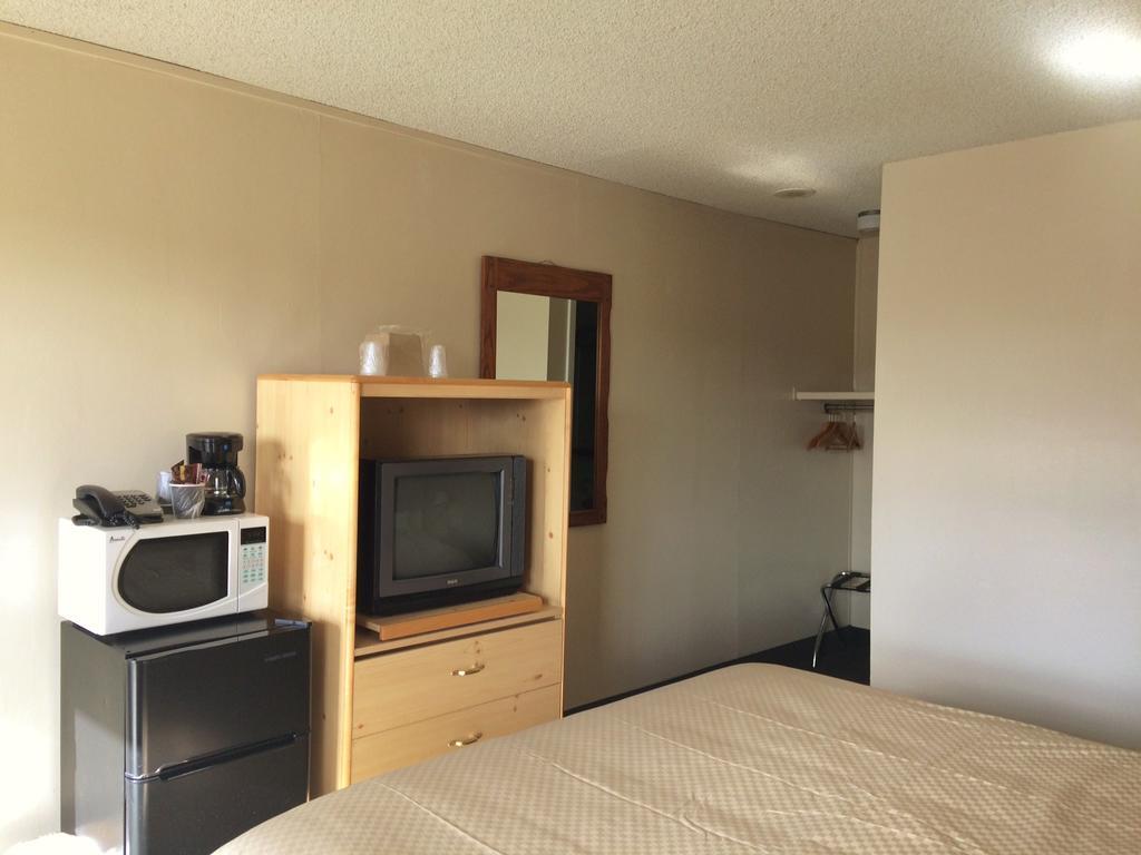 Rodeway Inn & Suites Battle Mountain Extérieur photo